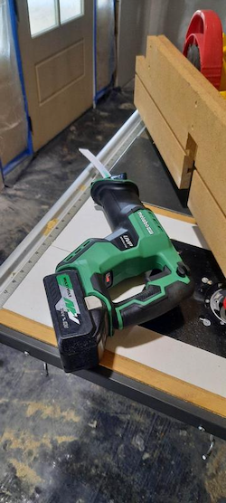 Metabo HPY cordless reciprocating saw