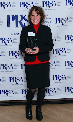 Rosemarie Ascherl-Lenhard picks up Sonnhalter award at PRSA